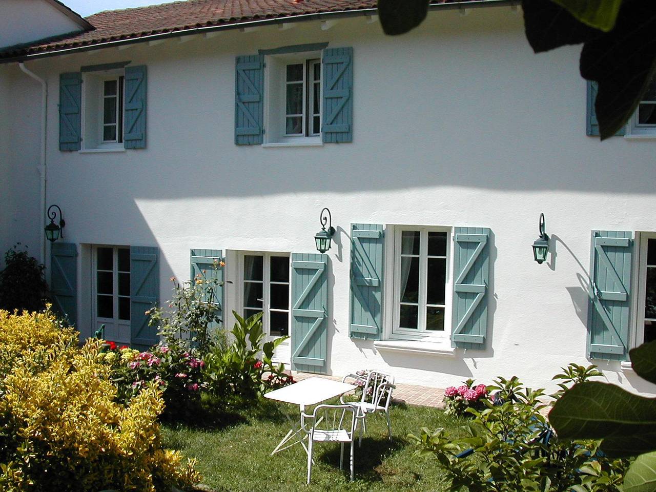 La P'tite Cour - Joséphine in Montaigut-sur-Save, Haute-Garonne