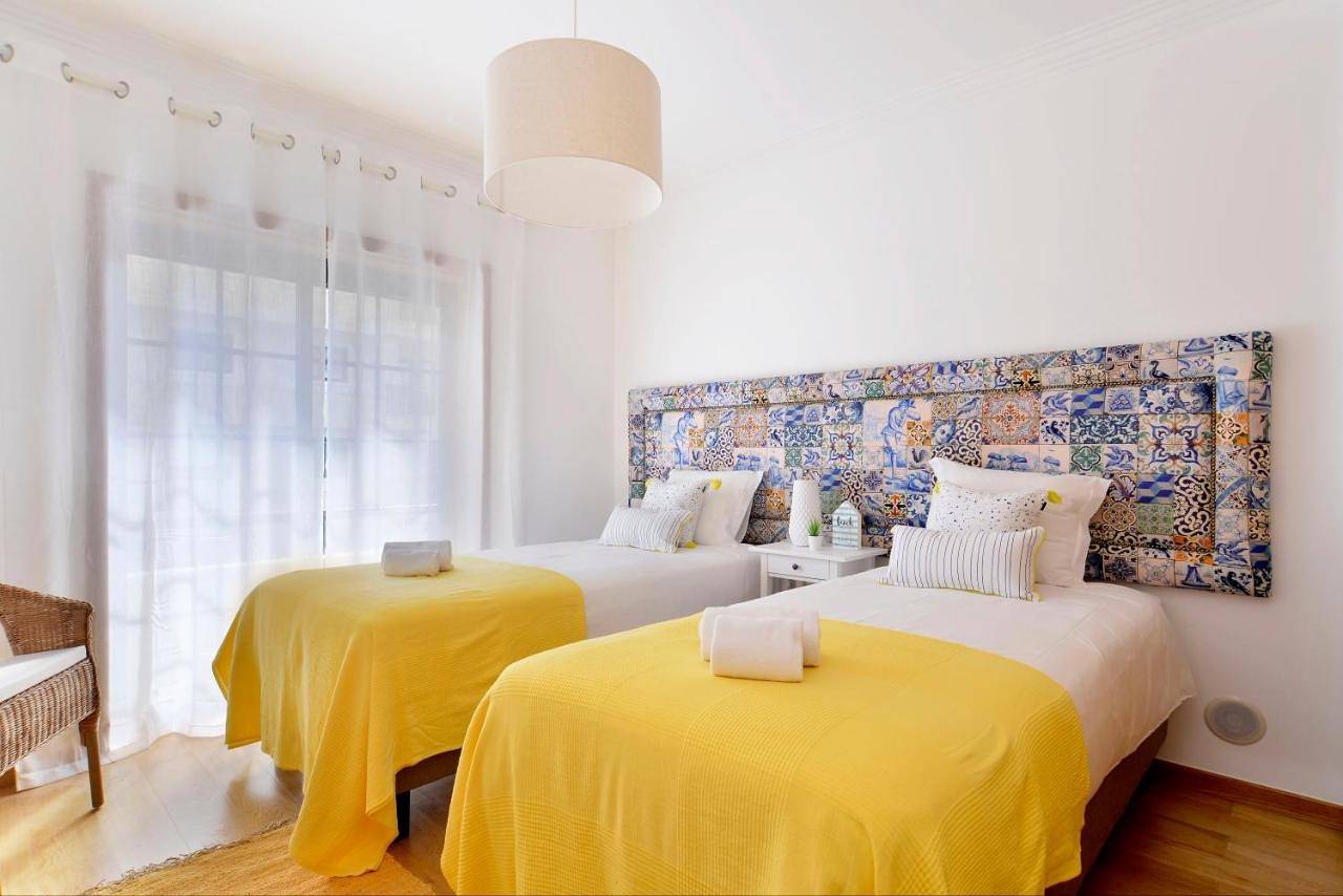 Apartamento inteiro, Gorgeous Beach Apartment - Checkinhome in Carcavelos e Parede, Costa de Lisboa