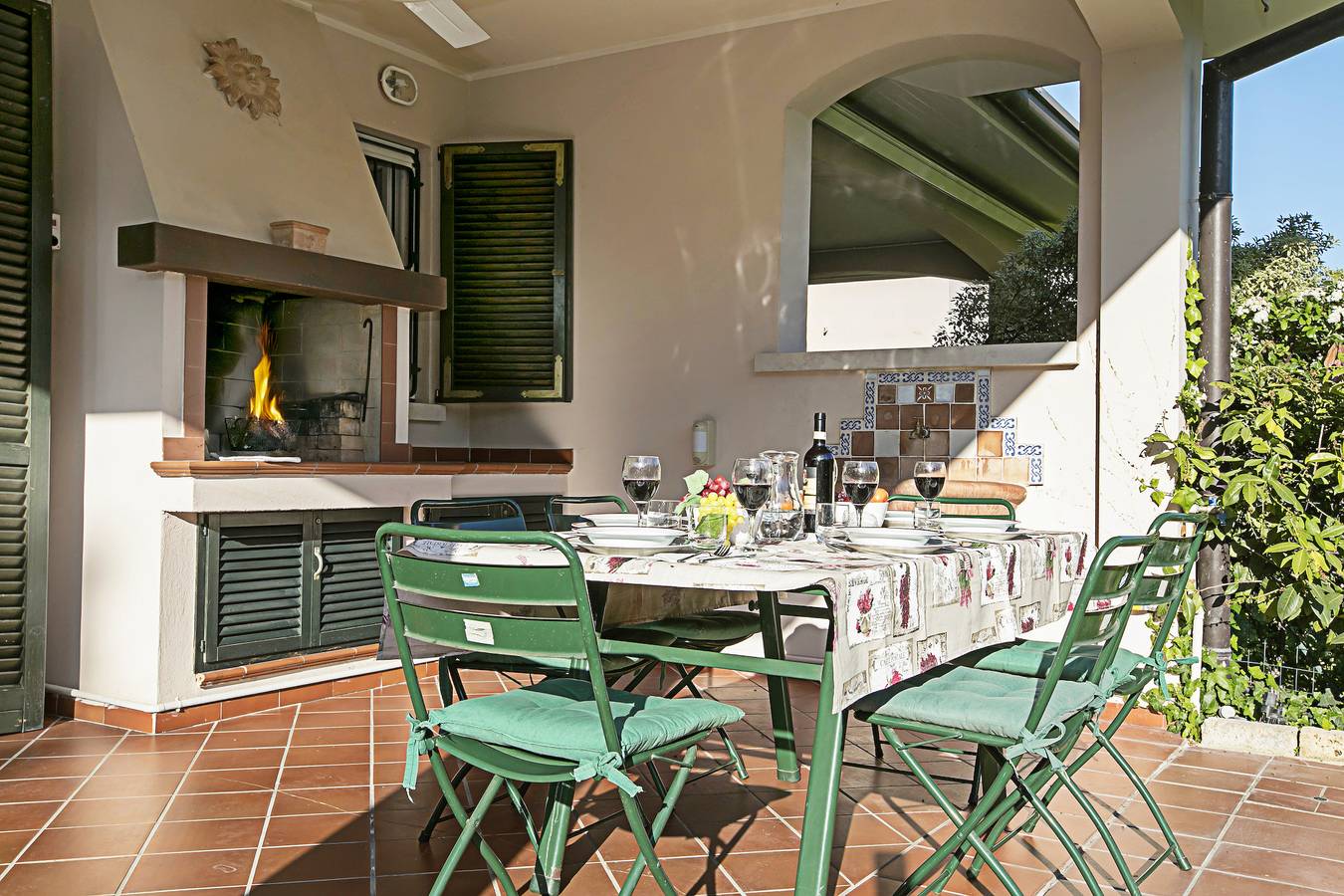 Casa Prais With Pool in Padenghe sul Garda, Gardasee-Berge