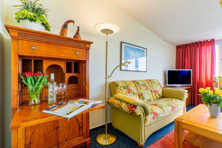 Ferienwohnung für 4 Personen, mit Sauna und Balkon in Norderney Weststrand - 2