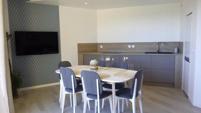 Location de vacances pour 6 personnes, avec terrasse et vue dans Golf de Valcros - 2