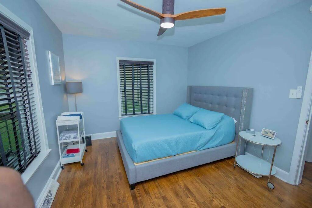 3-bedroom vacation home 5 minutes from High Point University in High Point, Guilford County