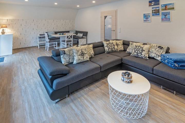 Ferienhaus für 4 Personen, mit Garten und Ausblick in Dornumersiel