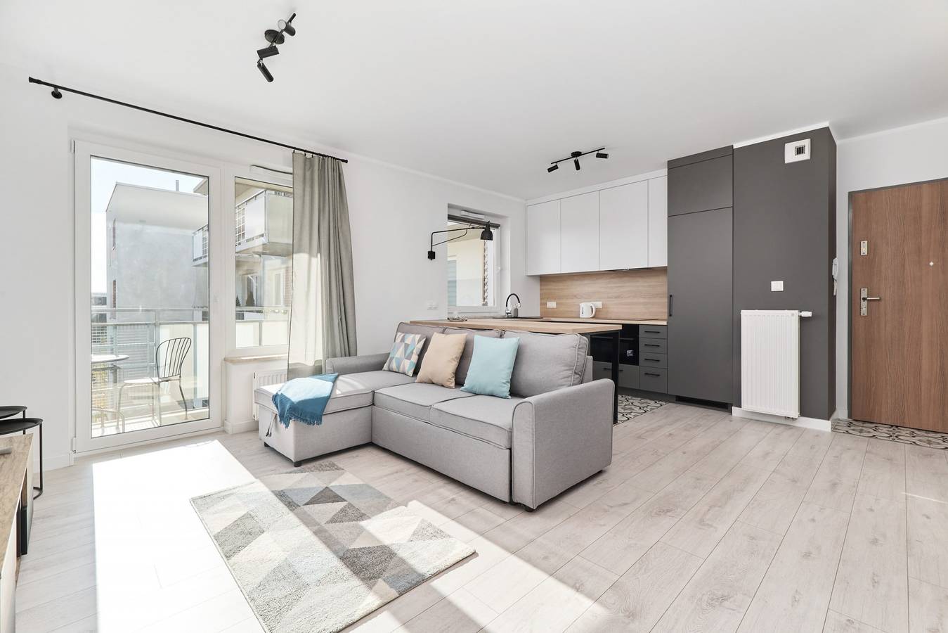 Ganze Wohnung, Ferienwohnung für 5 Personen mit Balkon/Terrasse in Breslau, Niederschlesien