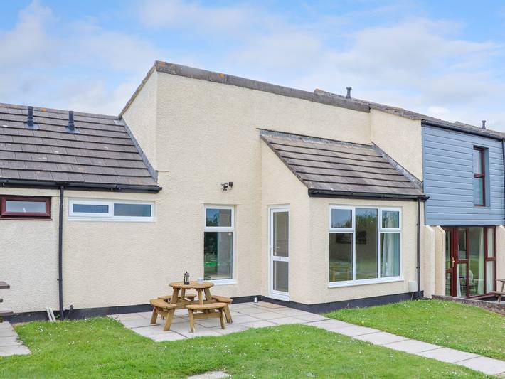 Cottage for 6 people, with pool and garden, with pets in St Agnes