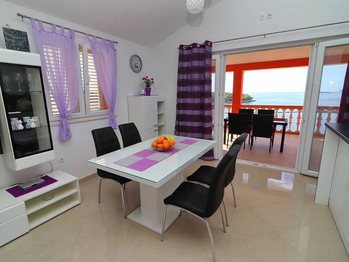 Holiday Home Adriatic View-Five Bedroom Holiday Home with Pool and Sea View in Blato, Korcula