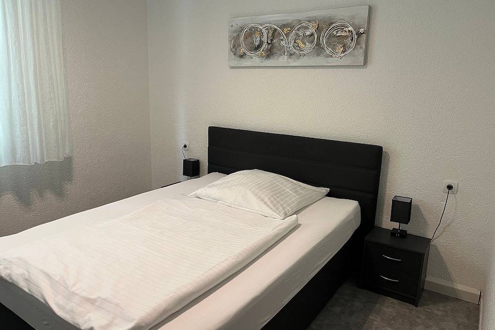 Doppelzimmer - Hotel Cocco Bello in der Villa Foret in Ludwigsburg, Landkreis Ludwigsburg