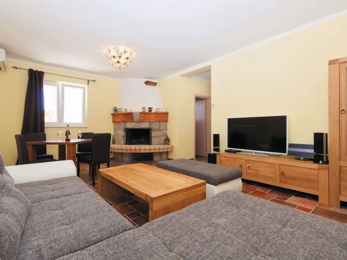 Ferienhaus für 8 Personen, mit Terrasse und Sauna, mit Haustier auf Rab - 4