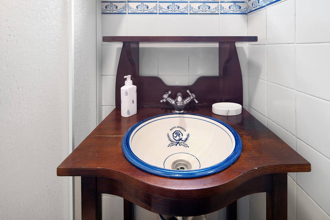 Tweepersoonskamer 1 - Quinta Do Rossio met Zeezicht, Wi-Fi en Airconditioning, foto 10