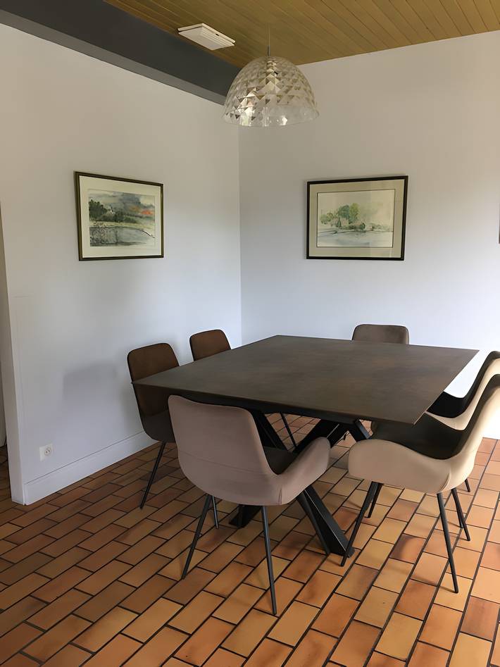 Guest Room "Chambre Tissou - Upstairs" in La Tessoualle, Cholet region