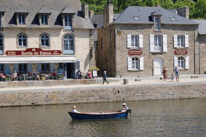 Gîte pour 6 personnes, avec jardin et vue à Lanvallay - 3