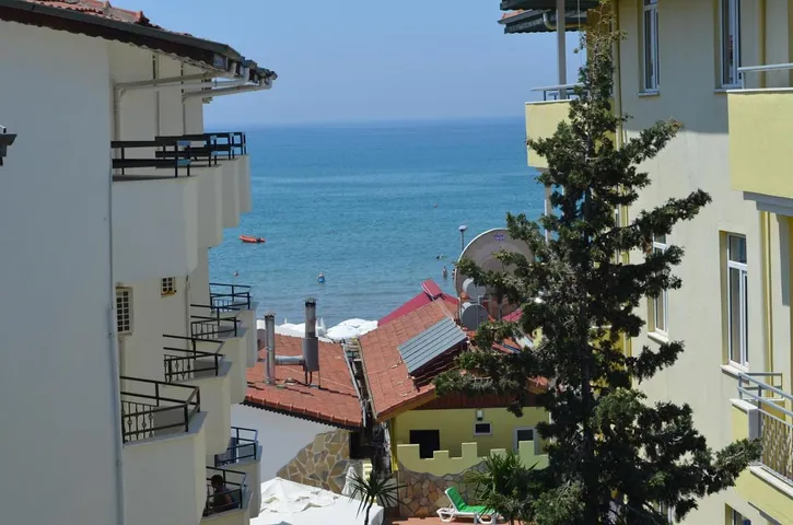 Hotel para 2 personas, con vistas además de sauna y balcón - 1