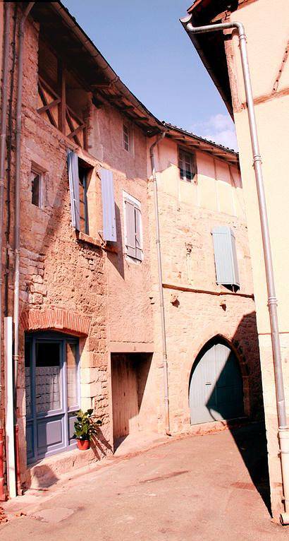 Gîte pour 6 personnes, avec terrasse à Saint-Antonin-Noble-Val - 3