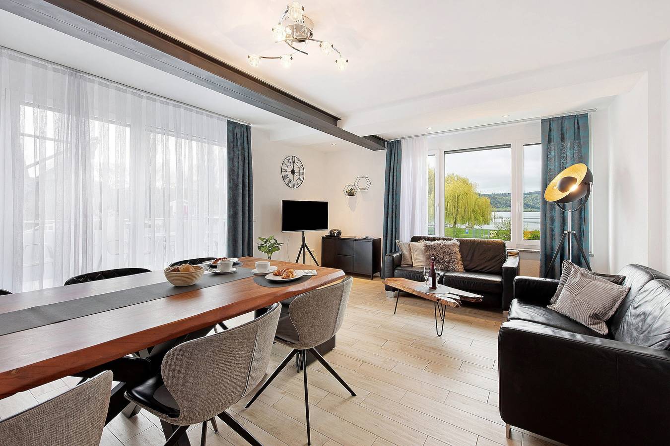 Ganze Wohnung, Deluxe-Apartment Aachhorn mit Seeblick, Balkon und Wi-Fi, mit Grillmöglichkeit, 65qm in Bodman in Bodman-Ludwigshafen, Obersee (Bodensee)