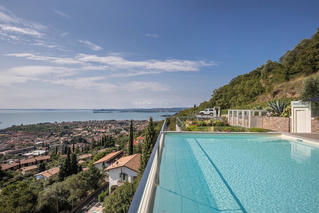 Esclusiva Villa Agave con Vista Lago e Montagna, Piscina, Whirlpool e Sauna in Maderno, Toscolano-Maderno