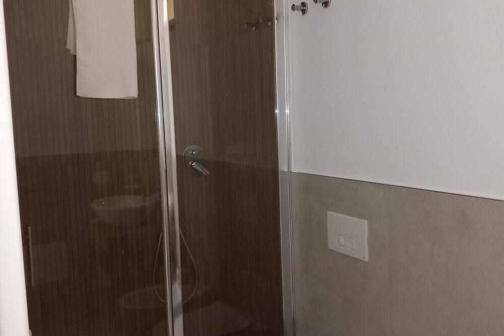 Entire apartment, Bright Holiday House A 301 in Tropea, Vibo Valentia Province