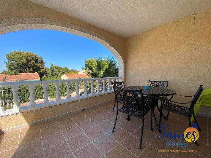 Villa pour 10 personnes, avec Balcon et Terrasse ainsi que Jardin et Piscine à Torrevieja - 2