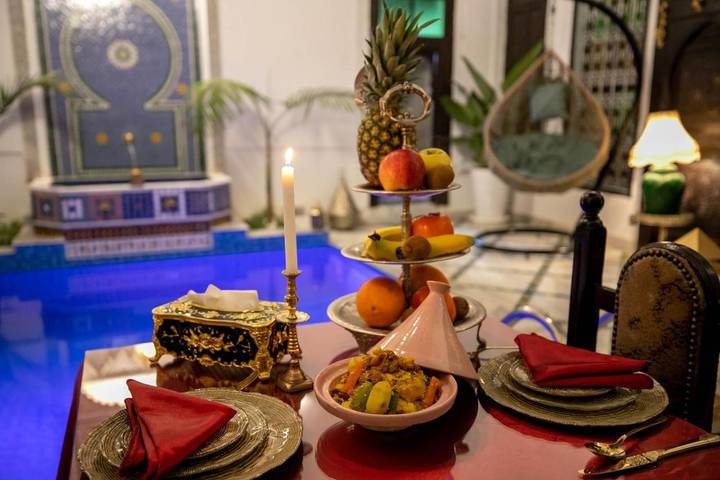 Chambre d’hôte pour 3 personnes, avec terrasse et piscine - 1