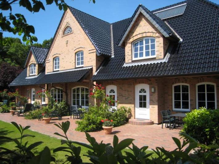 Ferienhaus mit Meerblick für 6 Personen, mit Balkon und Terrasse sowie Garten und Sauna in Katharinenhof (Fehmarn)