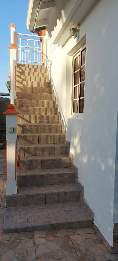 Location de vacances pour 2 personnes, avec terrasse et vue dans Saint-Louis (Marie-Galante)