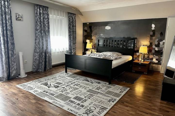 Ferienwohnung für 5 Personen, mit Garten und Terrasse - 1