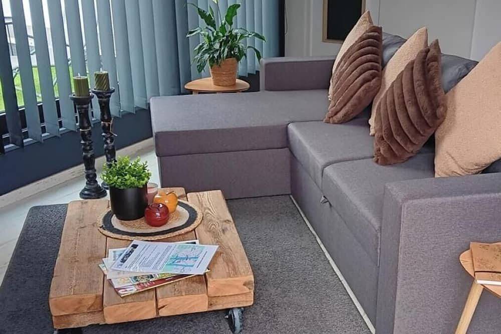 Appartement entier, * Appartement cosy à 10 min de Maastricht et ses belles balades en bord de Meuse in Visé, Région de Liège