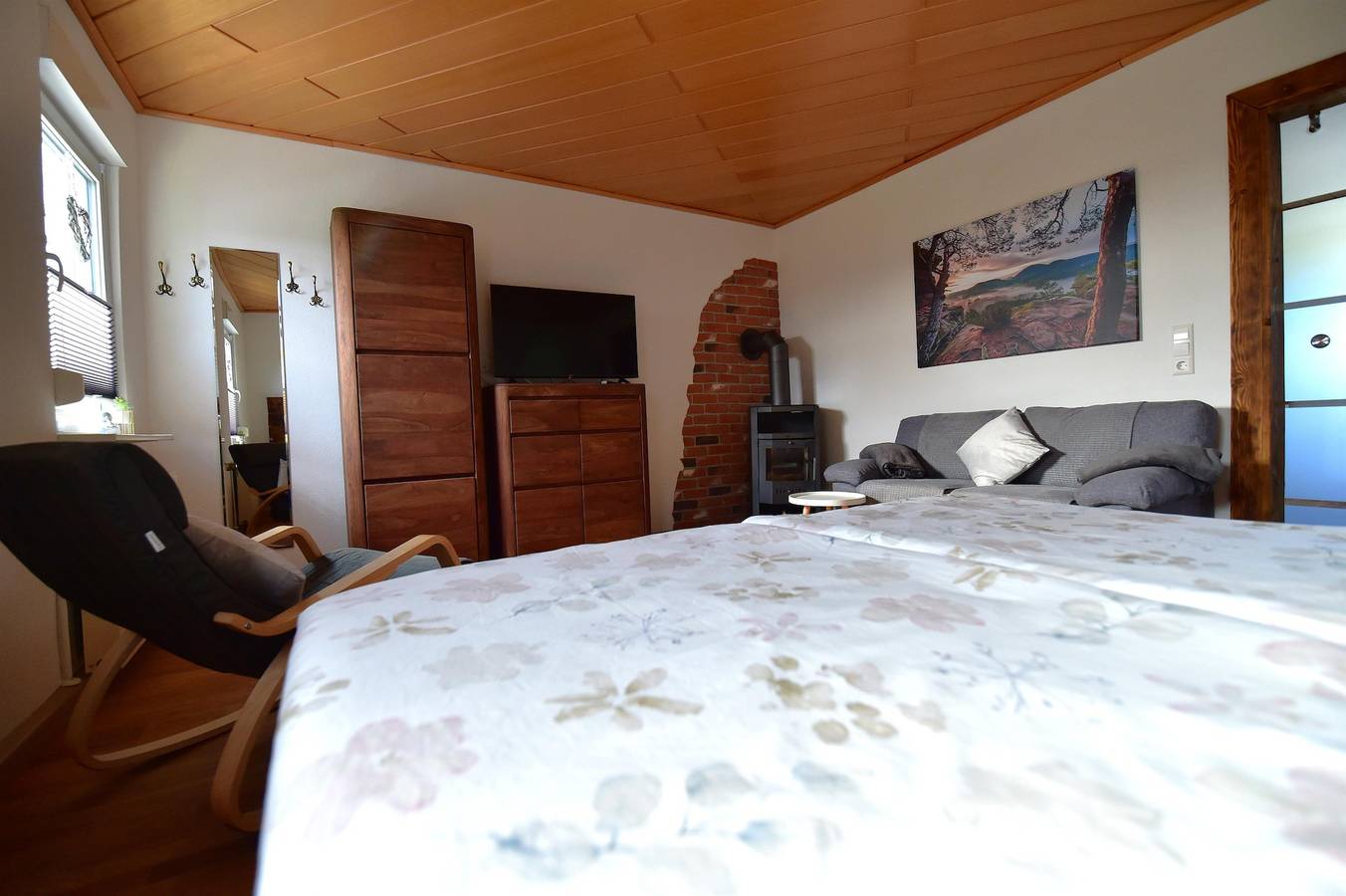 Ganze Ferienwohnung, Appartement/Fewo, Dusche, Wc, Terrasse in Busenberg, Landkreis Südwestpfalz