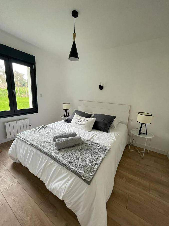 Location de vacances pour 10 personnes, avec jacuzzi et jardin à Gouesnach - 3