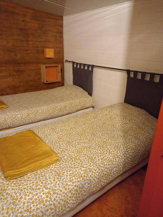 Bungalow la Bohémienne in Oissel, Région de Rouen