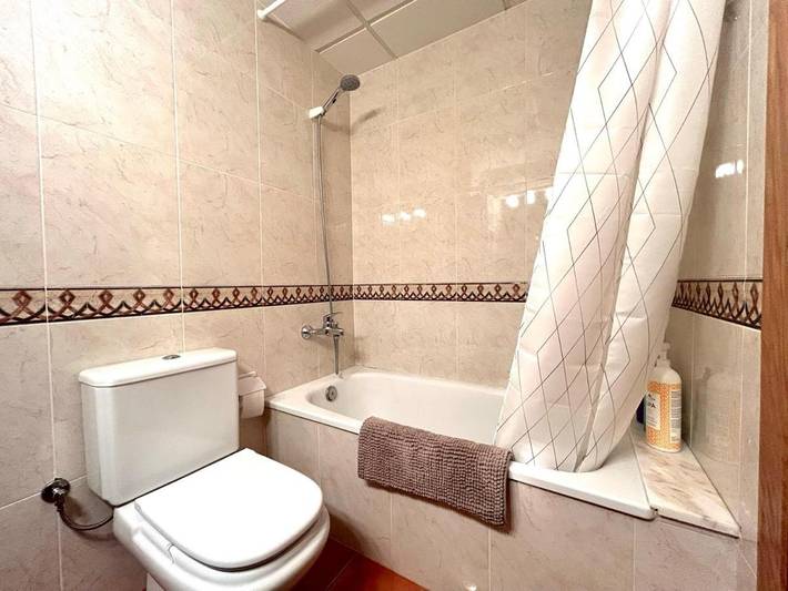 Apartamento de vacaciones para 5 personas, con balcón y vistas, Se admiten mascotas en Pallars Sobirà - 3