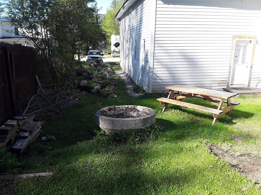 On Crystal Falls Retreat, Schwimmen, Angeln, Atv in Stark, Coös County