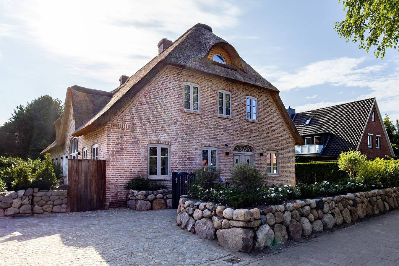 Dhh Küstenruhe- modernes Urlaubsquartier mit Sauna und Terrasse in Sankt Peter-Dorf in St. Peter-Ording, Eiderstedt