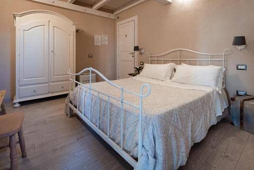 Chambre d’hôte pour 2 personnes, avec jardin et vue, animaux acceptés à Assemini - 2