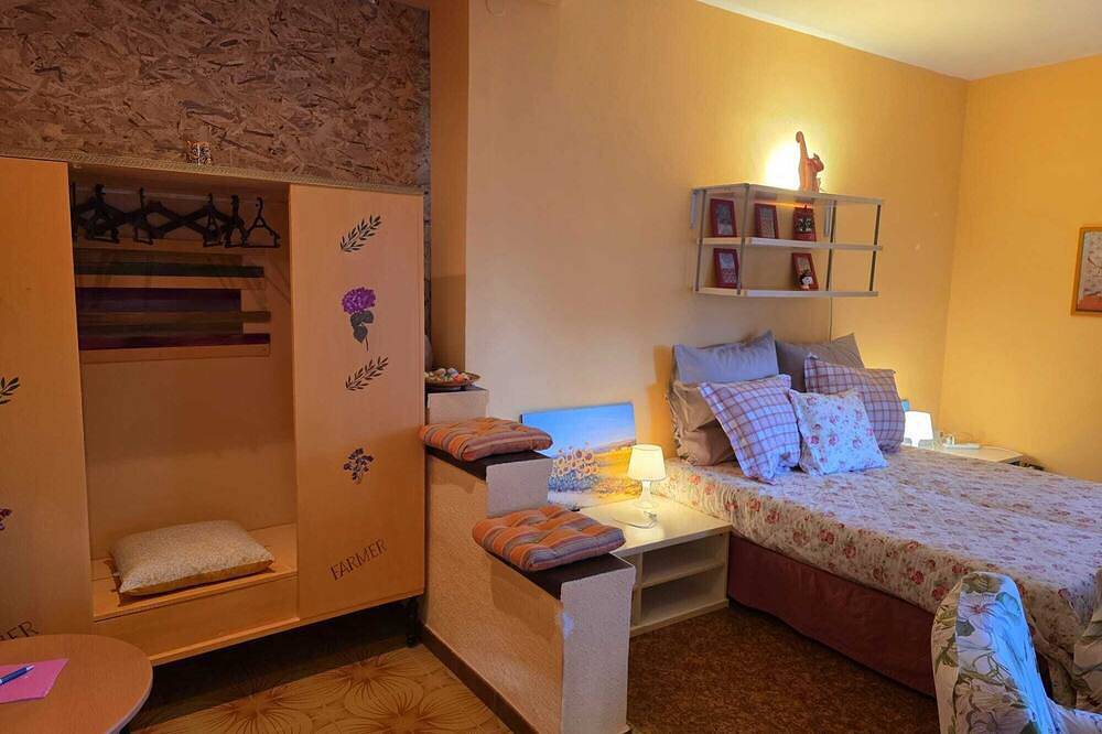 Entire apartment, Cozy detached apartment with sea view and furnished covered terrace in Agrigento, Agrigento Province