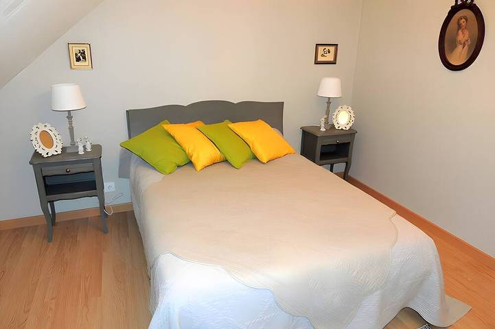 Location de vacances pour 3 personnes, avec jardin à Saint-Aignan