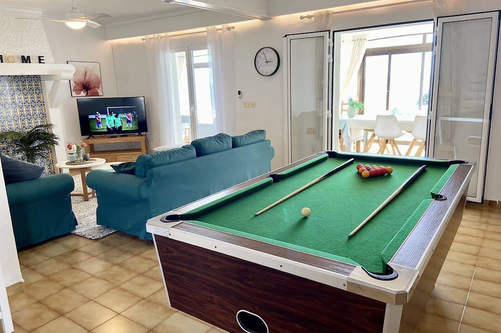 Front Line Beach Villa with Amazing Beach & Ocean Views ! Staircase to the Beach in Cabo Roig, Costa Blanca