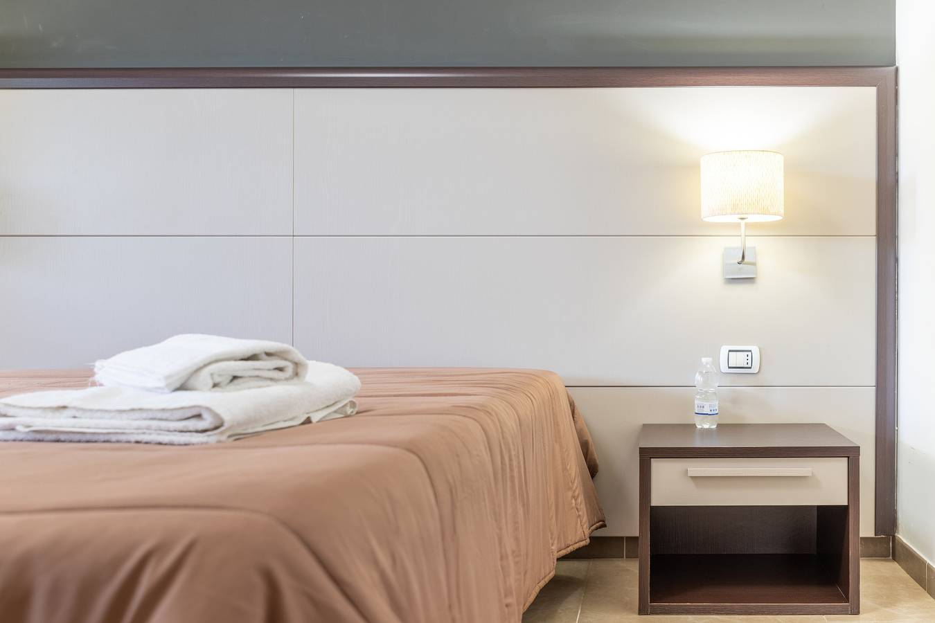 Habitación 'Calura' con vista al jardín, Wi-Fi y aire acondicionado in Provincia de Caltanissetta