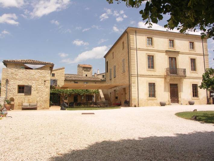 Maison d’hôte pour 2 personnes, avec Terrasse et Jardin ainsi que Piscine et Vue