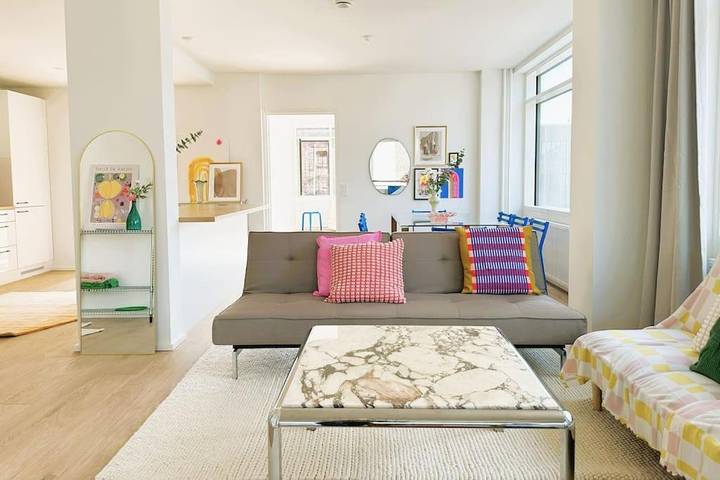 Apartamento para 12 personas, con sauna y balcón en Helsinki