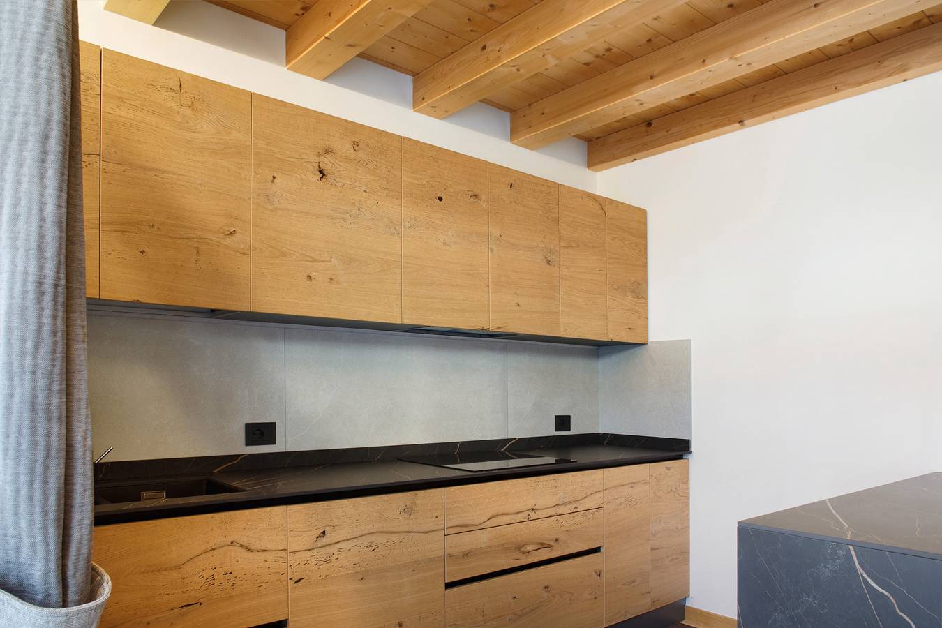 Casa de vacaciones 'Dimora Zoe' con vistas a la montaña, jardín compartido y Wi-Fi in Mezzano, Dolomitas de Fiemme