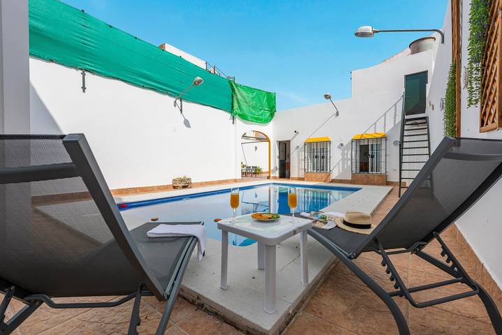 Casa rural con piscina para 10 personas, Se admiten mascotas en Sierra Sur de Sevilla - 2