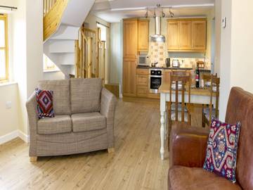 Log Cabin for 4 People in Llangollen, Denbighshire, Photo 1