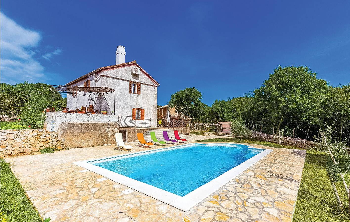 Gemütliche 1-Zimmer-Wohnung mit Terrasse, WLAN und Parkplatz in Garica, Krk