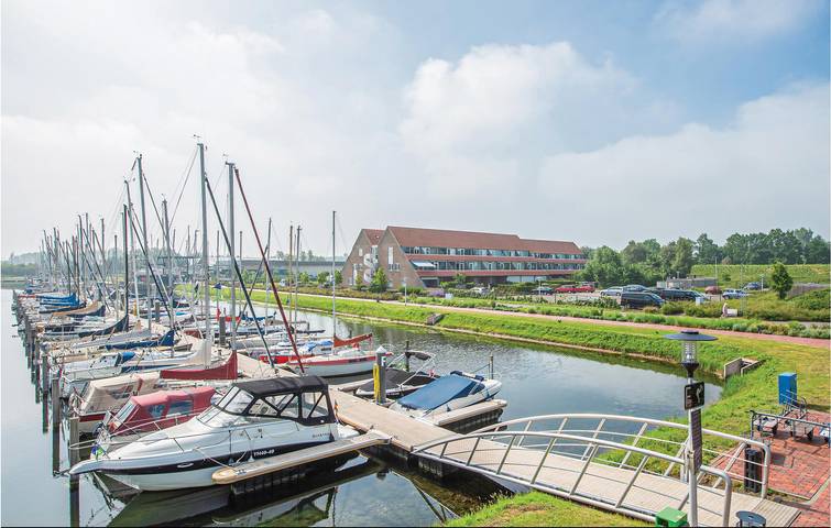 Ferienhaus für 4 Personen, mit Terrasse und Garten in Bruinisse
