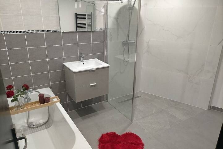 Ferienwohnung für 2 Personen, mit Whirlpool in Calais - 2