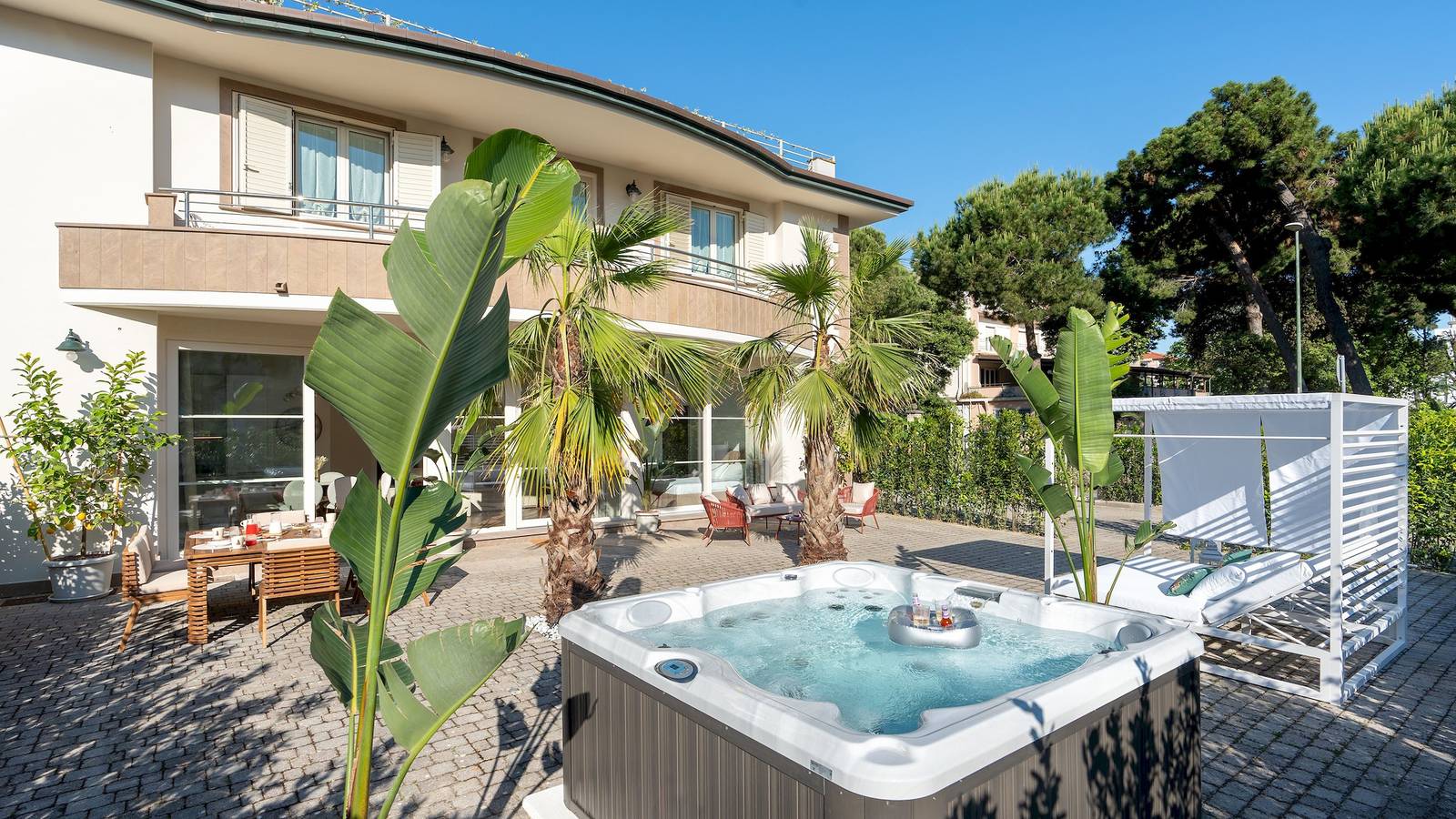 Villa für 6 Personen mit Garten in Lido di Camaiore, Camaiore