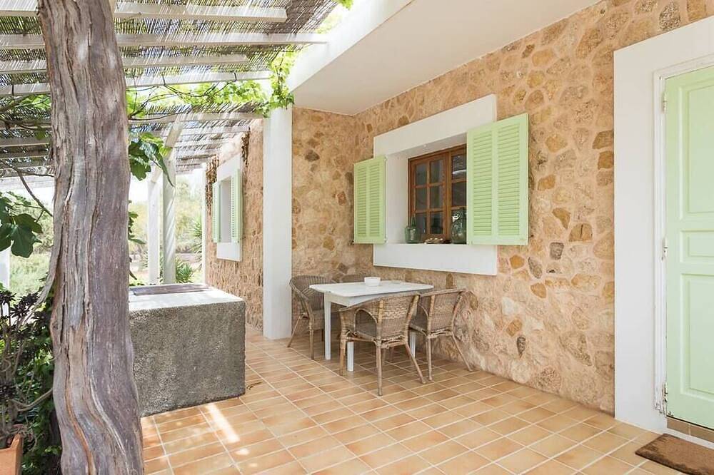 Charming house with A/C + Pool + close Beach | C in Es Pujols, Formentera