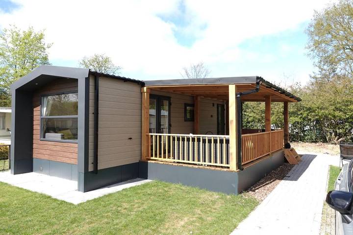 Vakantiepark voor 5 personen, with Terras and Tuin as well as Zwembad in Hardenberg