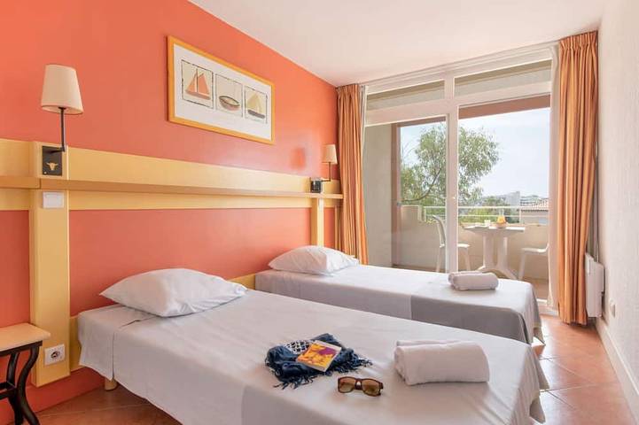 Gîte pour 6 personnes, avec piscine et jardin, animaux acceptés dans Plage du Boucanet - 2