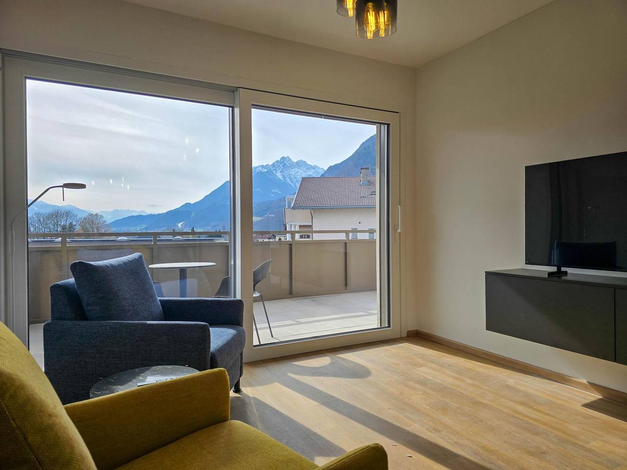 Ganze Wohnung, Moderne Ferienwohnung im Zentrum von Jenbach in Jenbach, Bezirk Schwaz